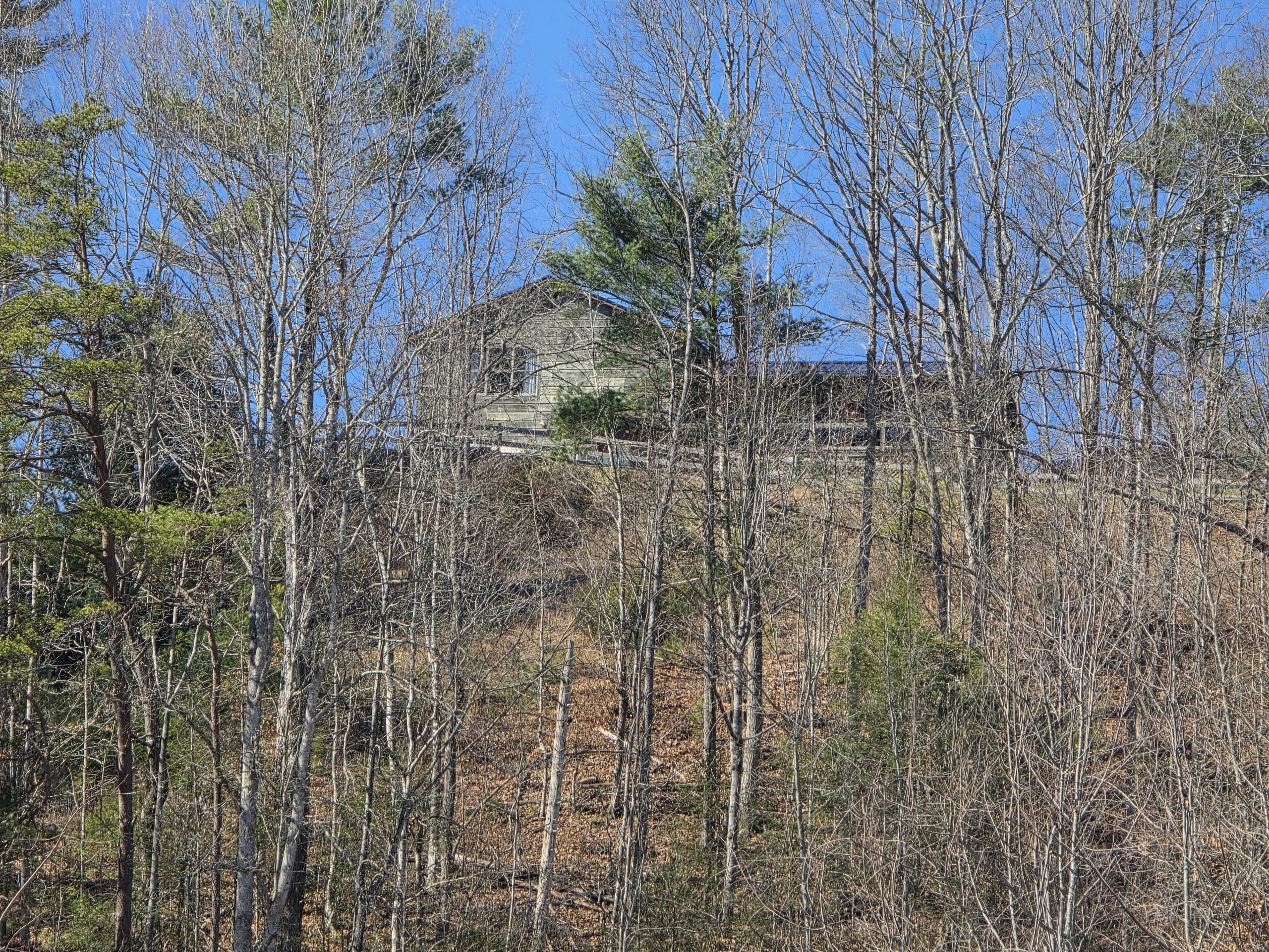 Just Listed - A Rare Dual State Countryside Retreat on 15.6 Ac